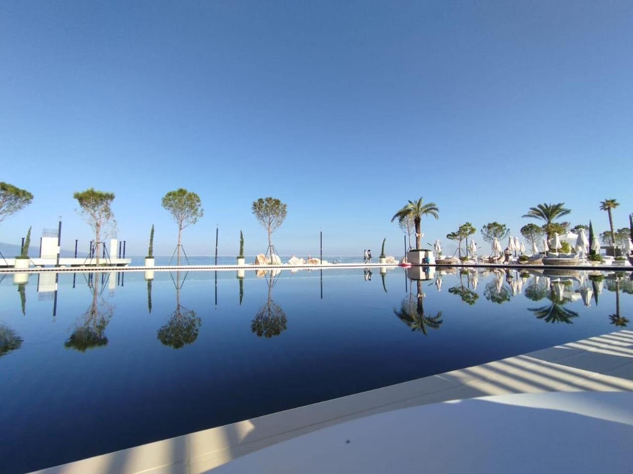 Azar Luxury Suites Vlorë Exteriér fotografie