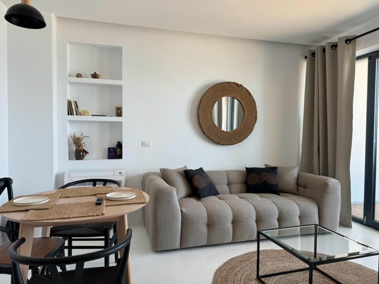 Azar Luxury Suites Vlorë Exteriér fotografie